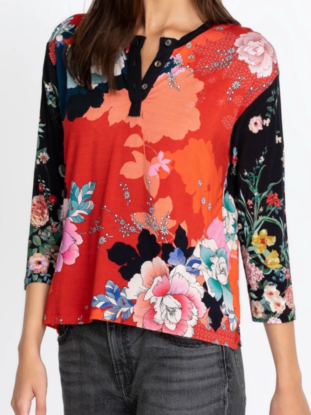 Johnny Was Red Floral Tura Henley Tee Blouse Women’s Large